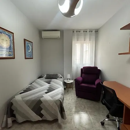 דירה Jaul Homes